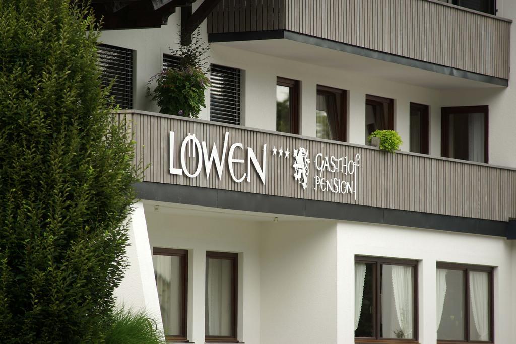 Pension Loewen Andelsbuch Buitenkant foto